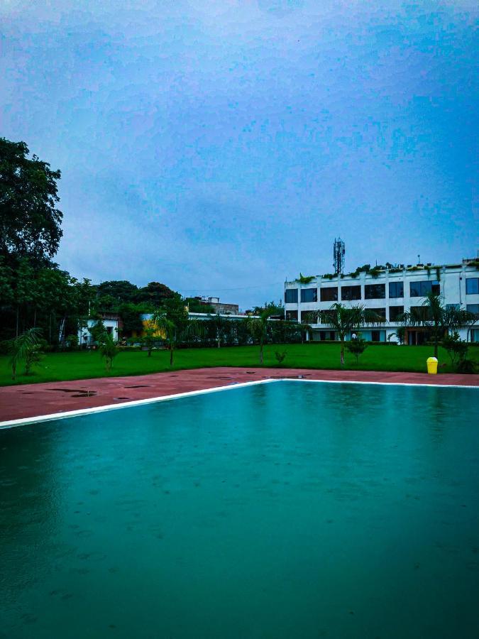 Gautam Hotels & Resorts Khajuraho Exterior photo