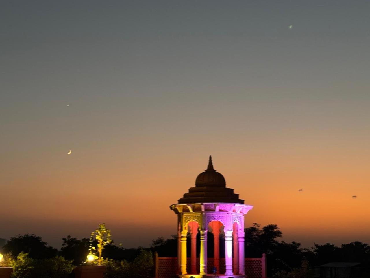 Gautam Hotels & Resorts Khajuraho Exterior photo